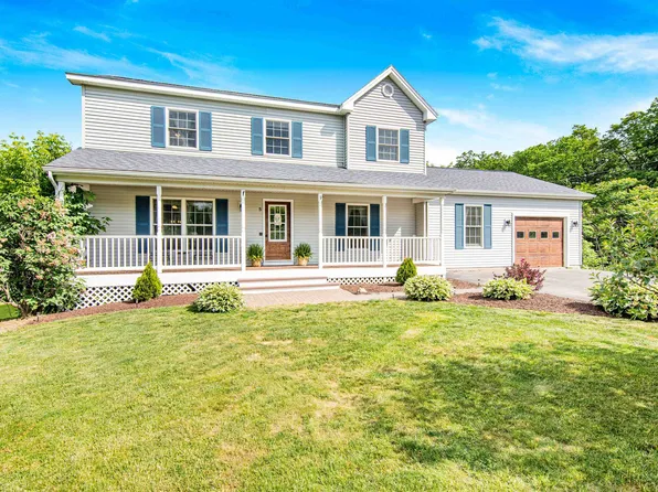 5 Philomena Drive, St. Albans Town, VT 05478