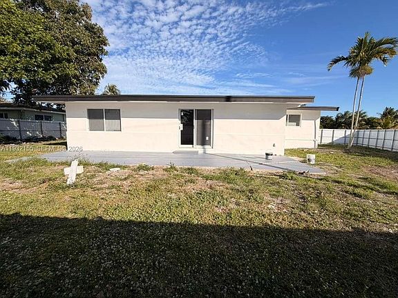 5th image of 19800 NW Miami Ct