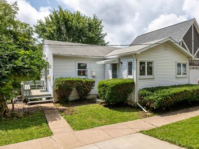 380 Sherwood Ave, East Dubuque, IL, 61025