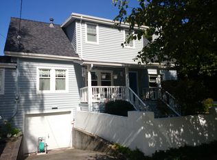 2581 6th Ave W, Seattle, WA 98119