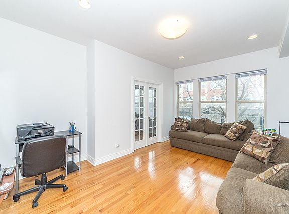3rd image of 12 N Mayfield Ave #2