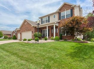 10 Rose Ct, Glen Carbon, IL 62034