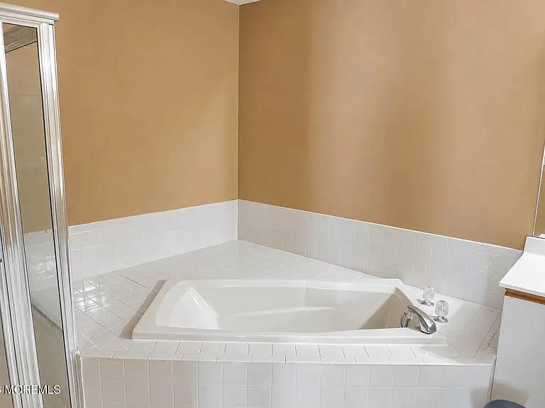 114 Orion Rd — Photo 19
