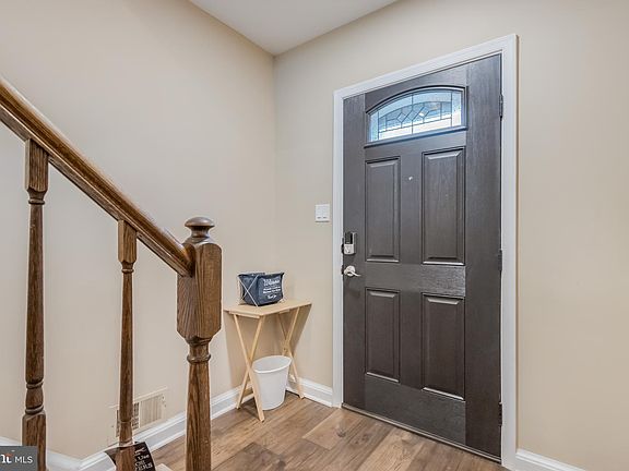 2nd image of 9314 Millbranch Pl