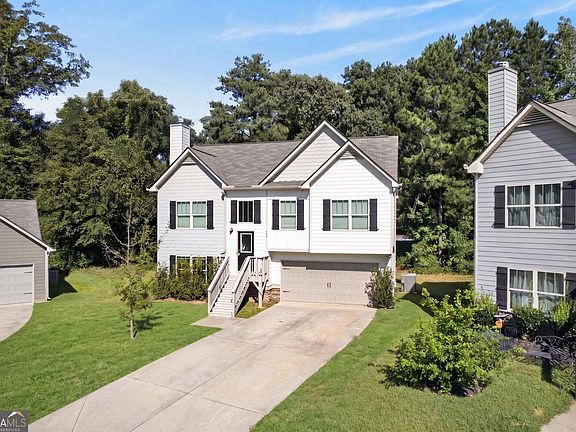 2nd image of 224 Stone Creek Ct