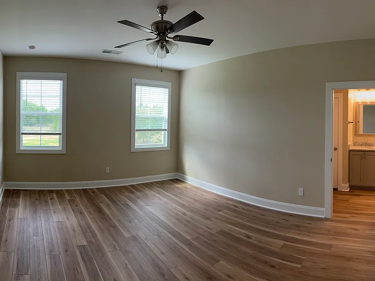 1801 Wildwood Ln — Photo 15