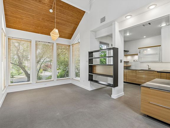 5th image of 5714 Penny Creek Dr