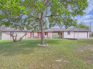 77 Ronald Rd, Georgetown, TX 78626