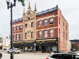 18 Elm St APT 8, Waltham, MA 02453