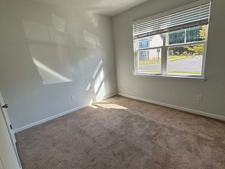 2888 Pegasus Pl — Photo 3