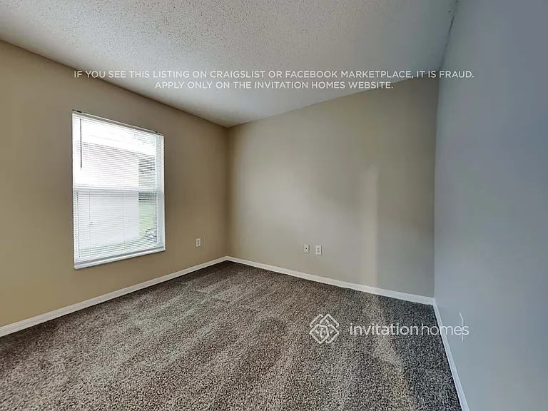 2411 Cedarfield Ln — Photo 13