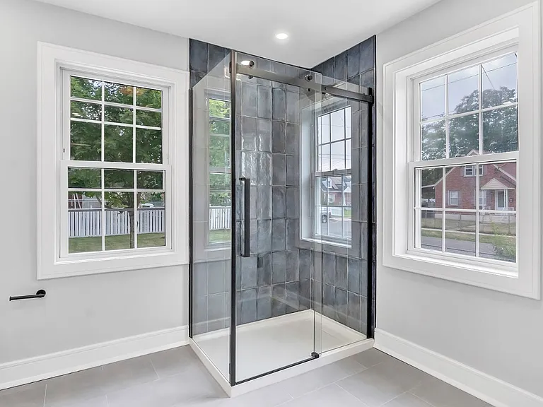 116 Morse St — Photo 17