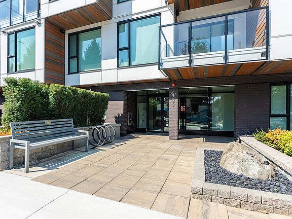 3rd image of 5399 Joyce St #606