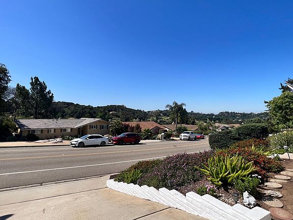 2nd image of 10626 Meadow Glen Way E