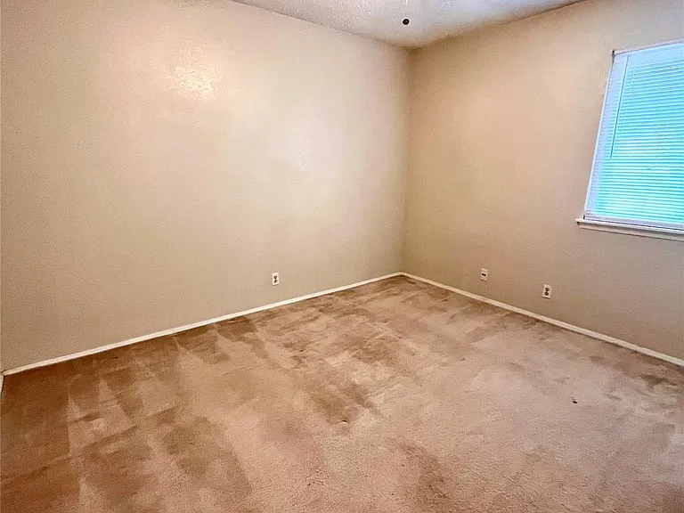 10604 Lanshire Dr #A — Photo 8