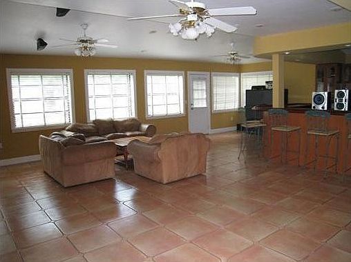 3rd image of 3710 Estepona Ave #16-B-2