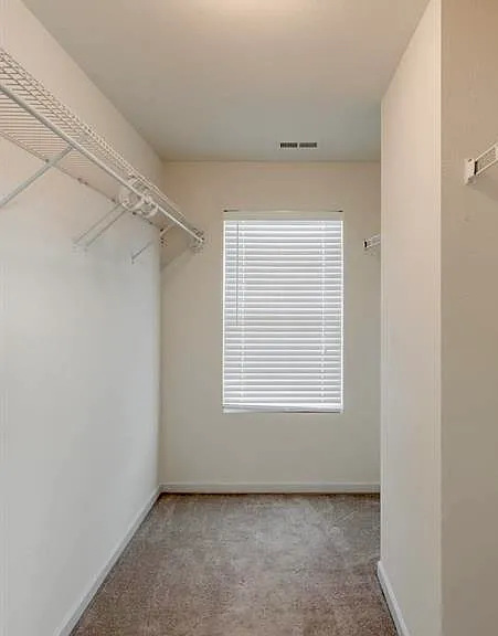 105 Bayside Ln — Photo 21