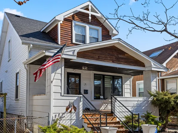 5711 N Karlov Ave, Chicago, IL 60646