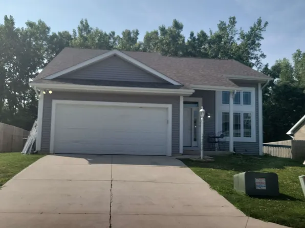 25768 Hunt Trl, South Bend, IN 46628