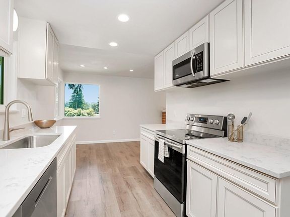 Kitchen looking at the dining area