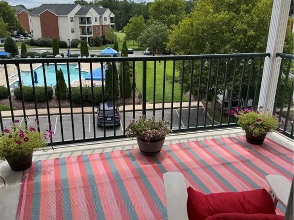 9601 Links Way APT M, Glen Allen, VA 23059