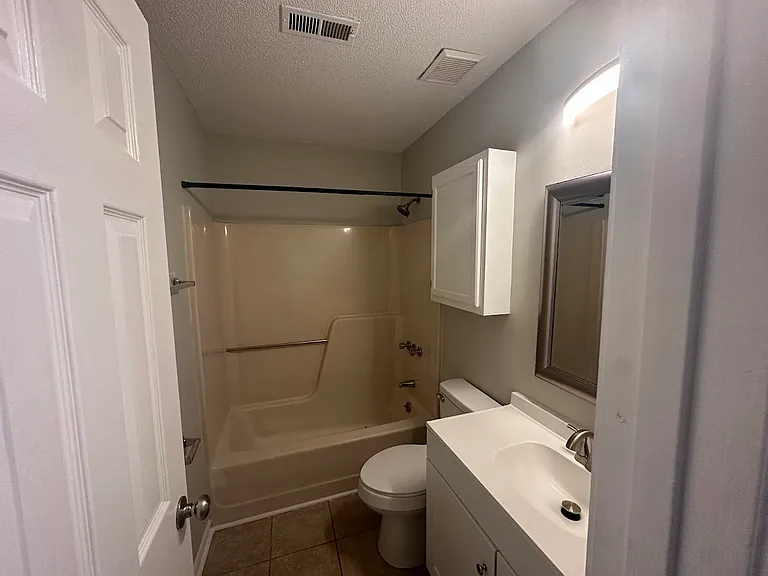 6705 Magnolia Ct #B — Photo 3