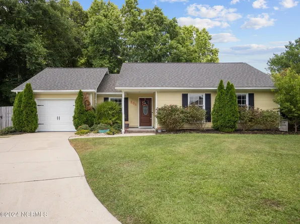 204 Sugarwood Court, Jacksonville, NC 28540