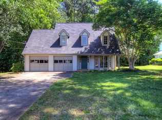 440 Leigh Kay Dr, Lawrenceville, GA 30046