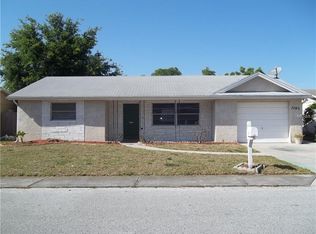 7105 Ivanhoe Dr, Port Richey, FL 34668