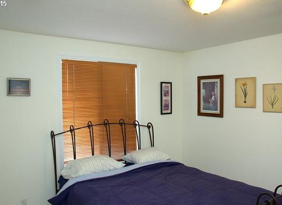 5th image of 12700 NE 8th Ct