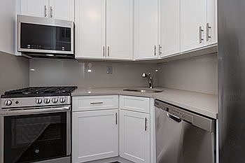 1st image of 1652 1st Ave #10F