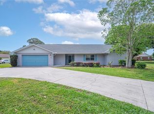 10 Meadowlake Ct, Winter Haven, FL 33884