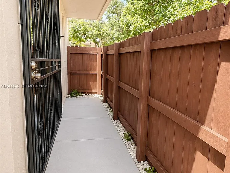 20033 SW 123rd Dr — Photo 13