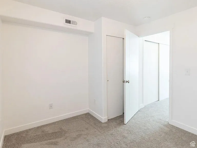521 N 290 E — Photo 17