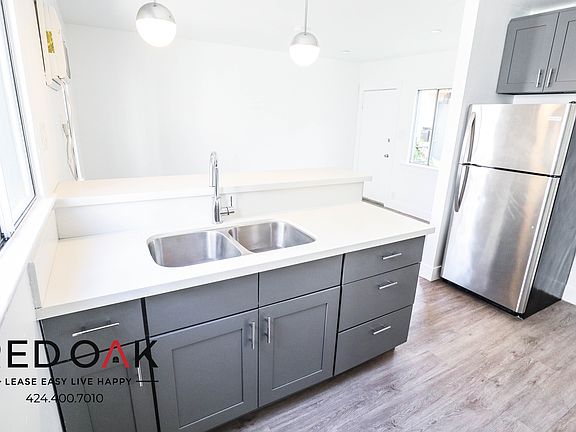 3rd image of 4732 Saint Charles Pl #4730-1/8