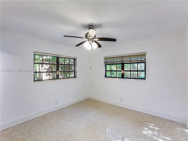 407 Minorca Ave — Photo 6