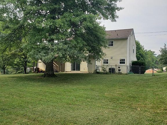 4th image of 3100 Garst Cabin Dr