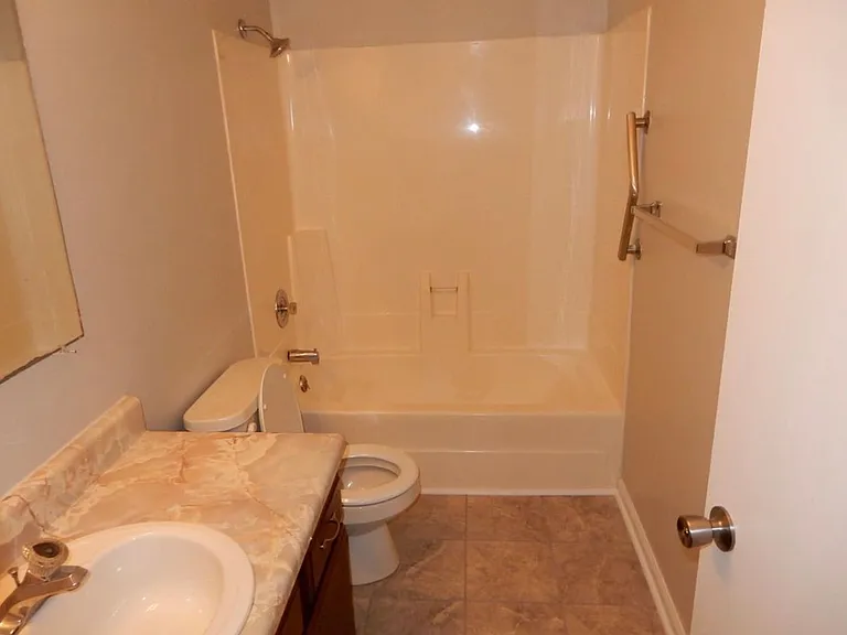 500 Debbie Dr — Photo 15