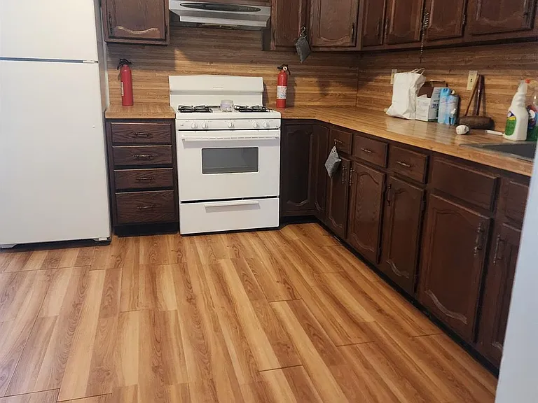 47 Thorpe Ave #1 — Photo 6