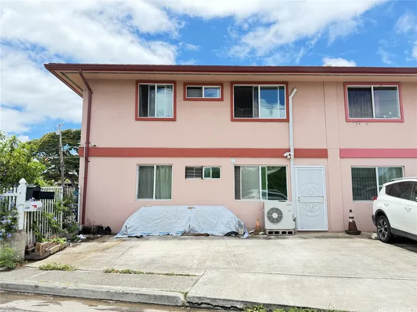 1460 Sing Loy Ln, Honolulu, HI 96817