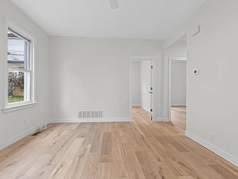 3 Edison Pl #1 — Photo 6
