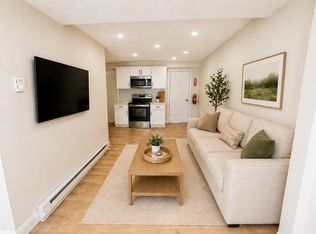 76 Town Hill Ave #D, Danbury, CT 06810