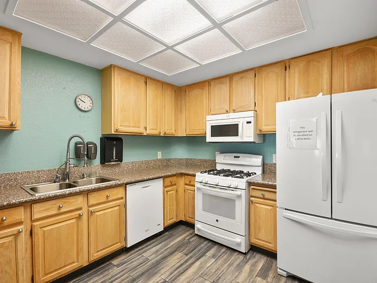 2851 S Valley View Blvd #1071 — Photo 42