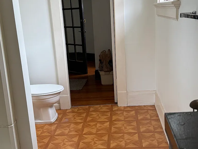 232 Van Voast Ave #2 — Photo 2