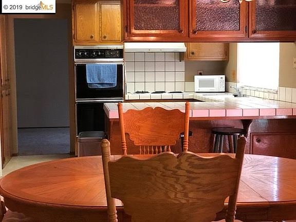 3rd image of 2301 Chardonnay Way