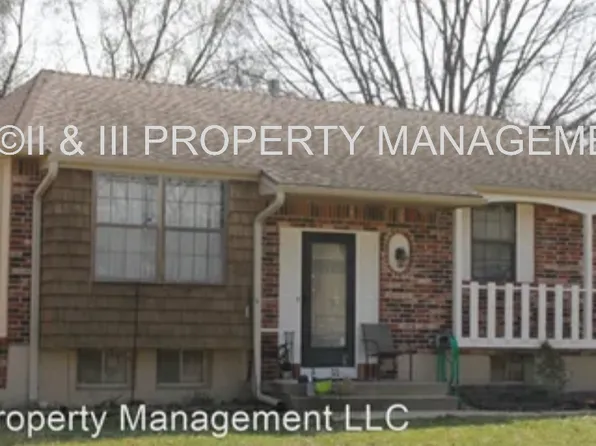 15921 W 129th St, Olathe, KS 66062