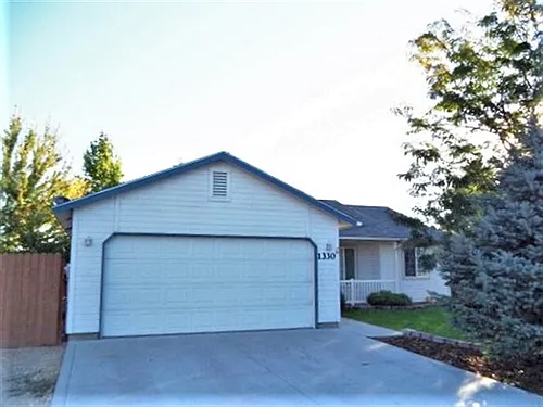 1330 N Andrew Dr Photo 1