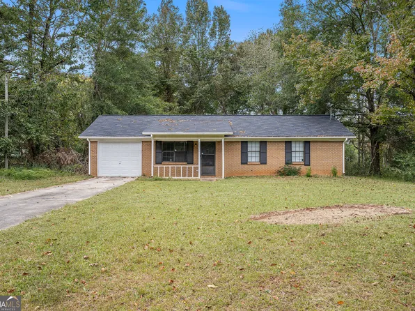 131 McIntosh Trl, Griffin, GA 30223