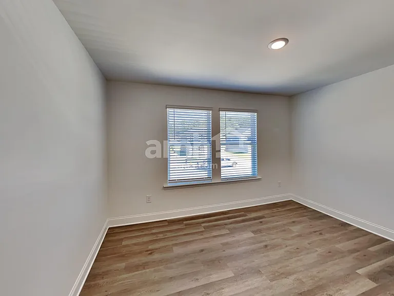 1305 Soapstone Rd — Photo 15
