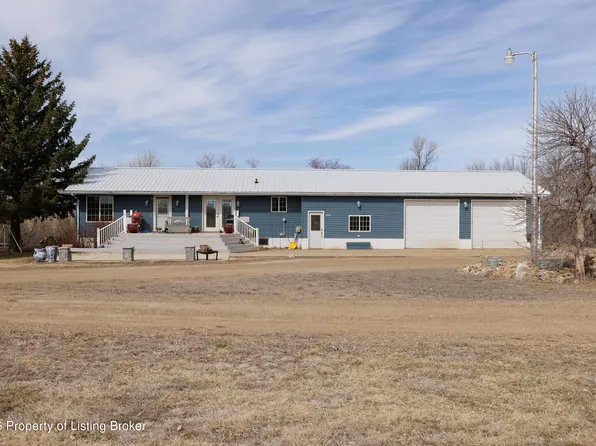 6030 116th Ave SW, New England, ND 58647